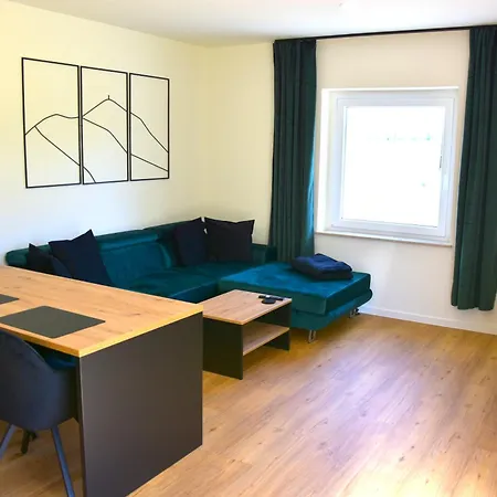 Lägenhet Bahnblick - Stilvoll In Bester Lage - Als Oder Haus *